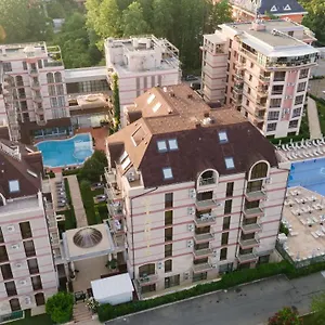 Tarsis Club & Aquapark Hotel de apartamente Sunny Beach