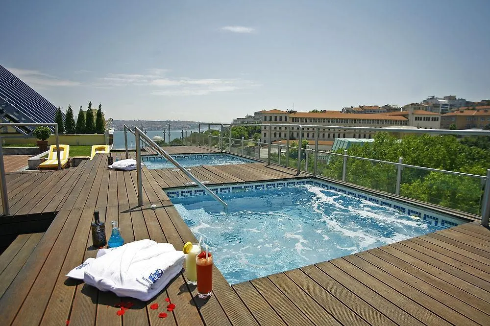 Hotel The Ritz-Carlton, Istanbul At The Bosphorus