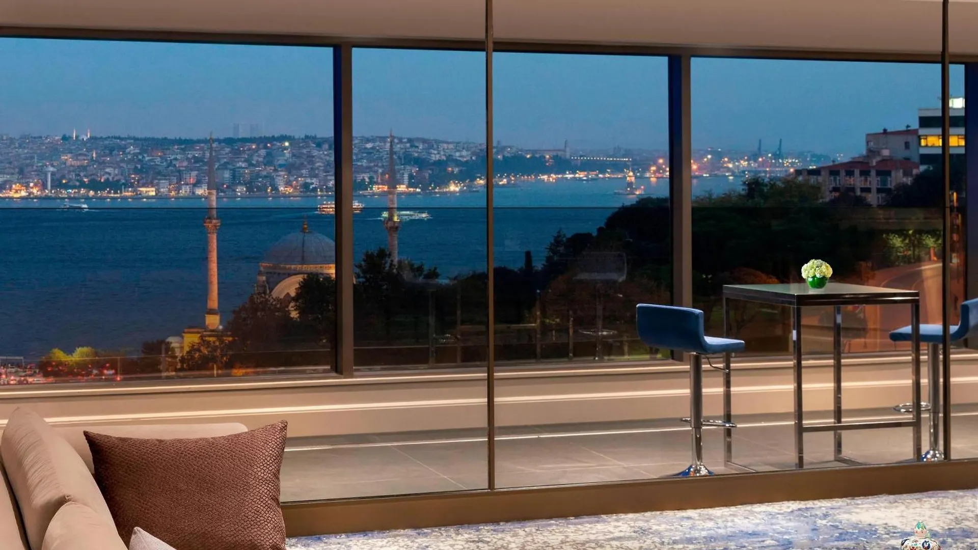 Hotel The Ritz-Carlton, Istanbul At The Bosphorus Turecko