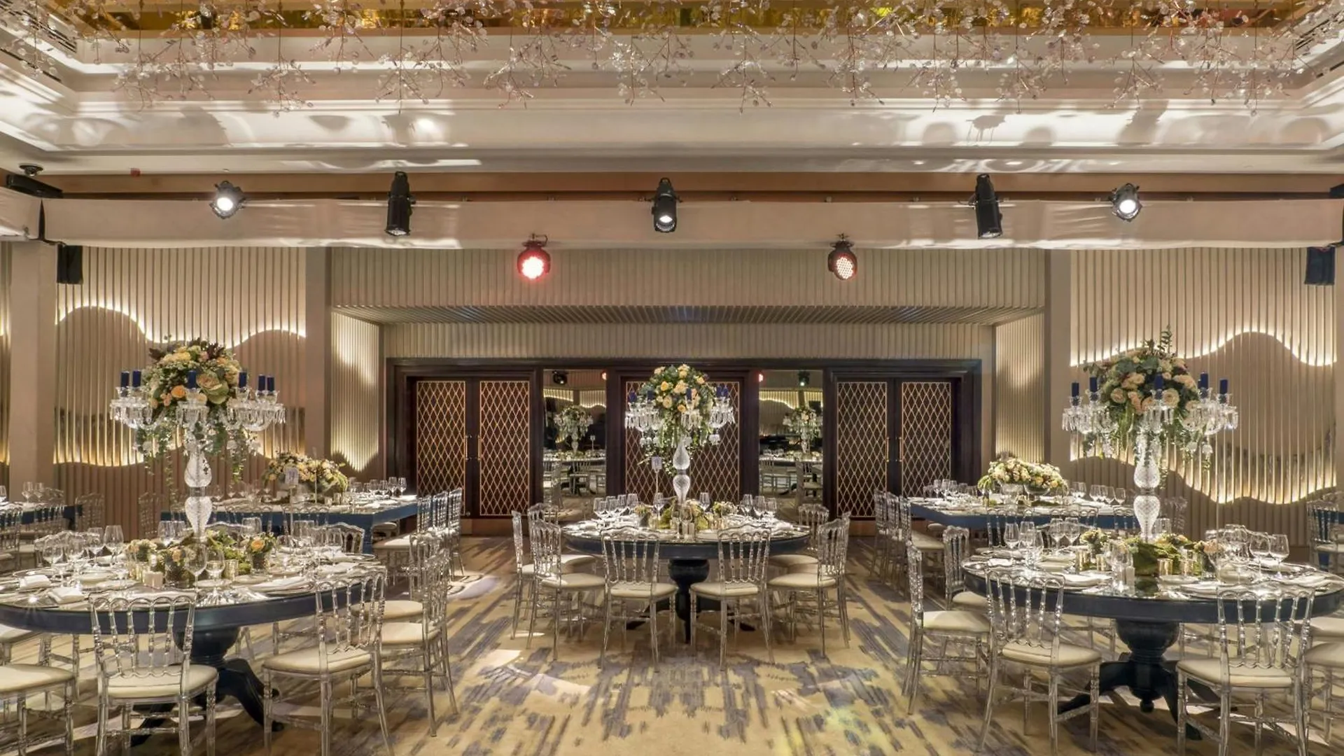 *****  فندق The Ritz-Carlton, Istanbul at the Bosphorus تركيا