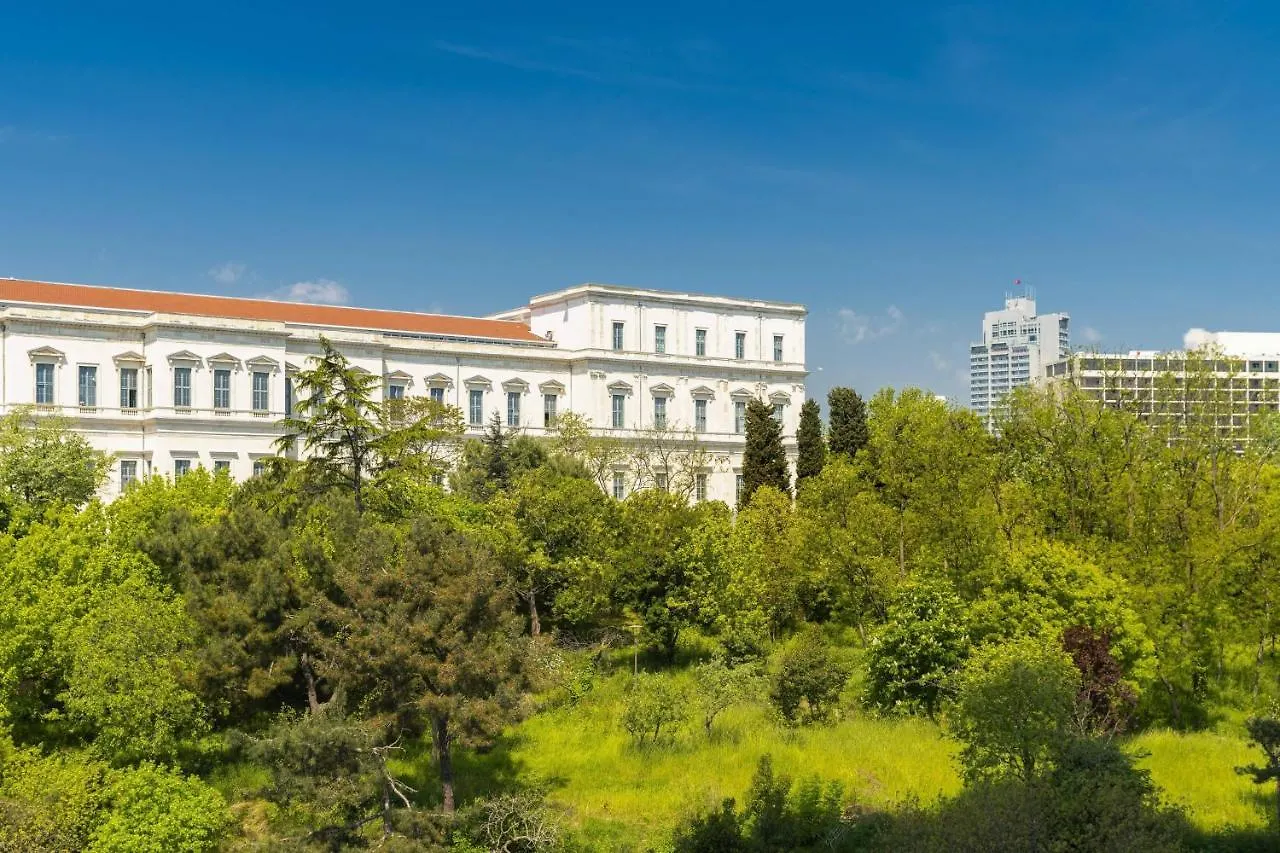 The Ritz-Carlton, Istanbul At The Bosphorus Hotel