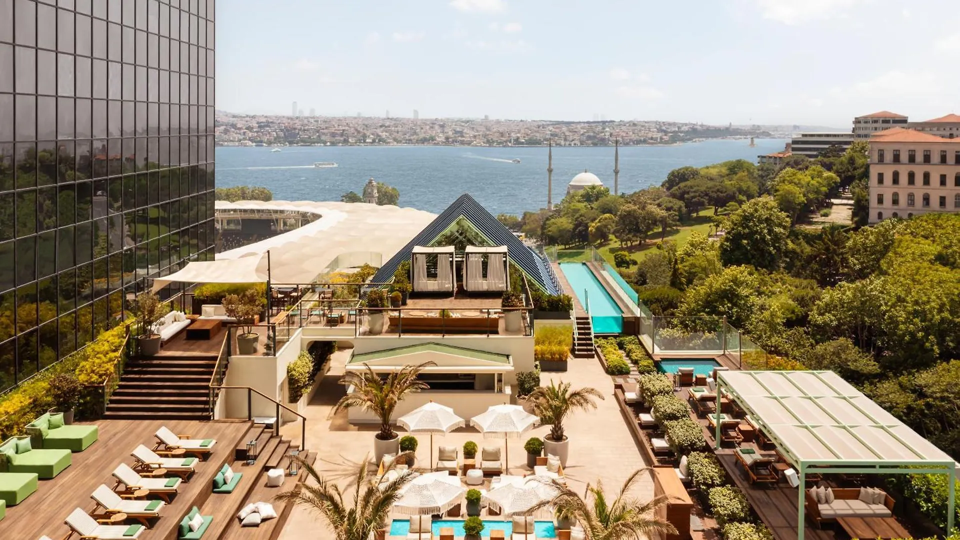 *****  The Ritz-Carlton, Istanbul At The Bosphorus Hotel Turcia