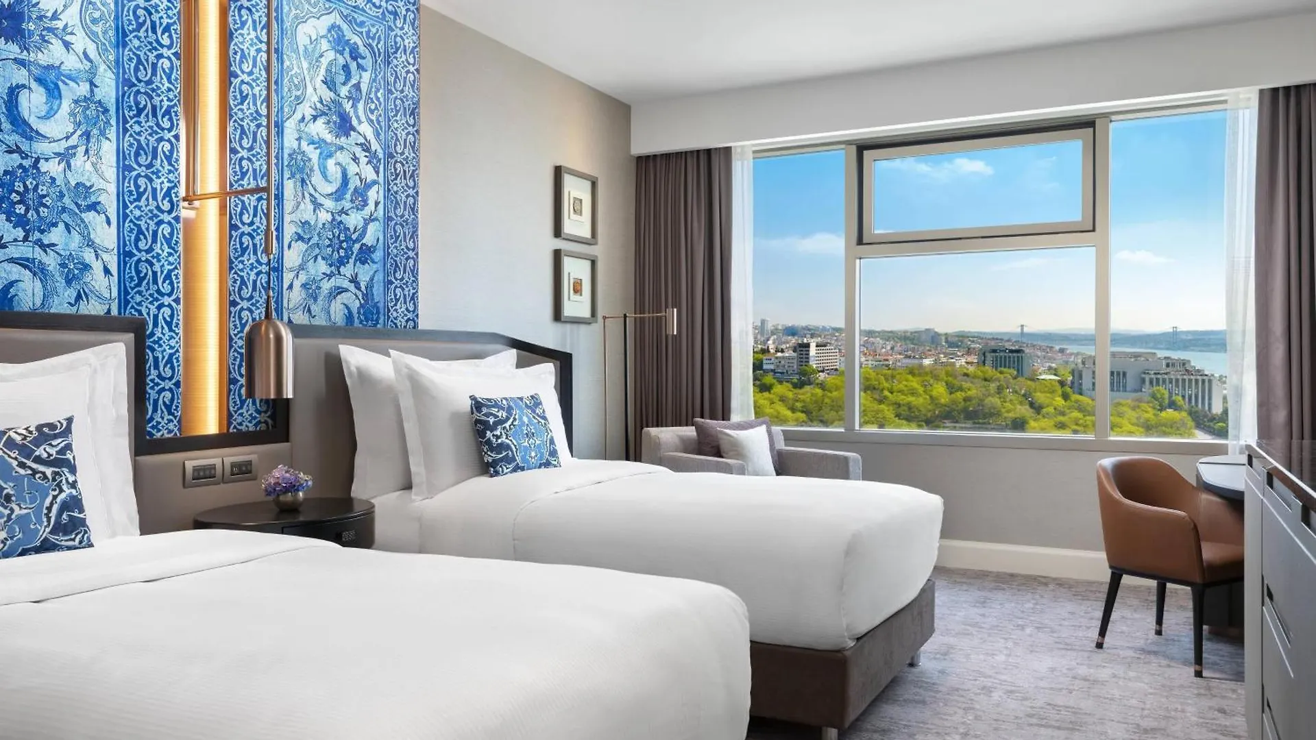 The Ritz-Carlton, Istanbul At The Bosphorus Hotel Turcia